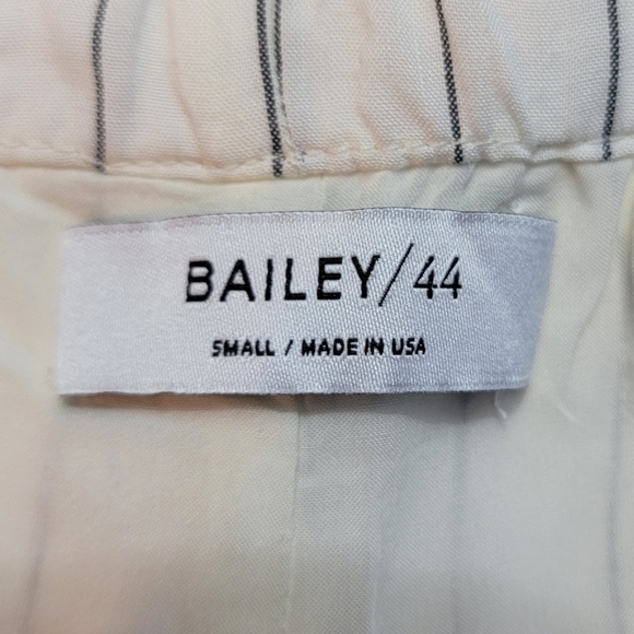 Bailey 44 Pin Striped Wide Leg Pants White and Black Size Small - Picture 3 of 3